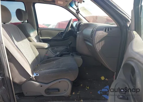 2004 Chevrolet Trailblazer Ls z USA, uszkodzony, nr VIN 1GNDT13S642110399